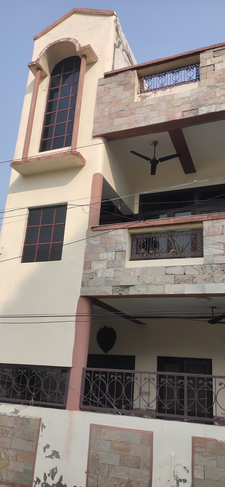 Team Area, dayal bagh 4 Bedroom 167 Sq.Yd. Independent House In Dayal Bagh Agra 9435168