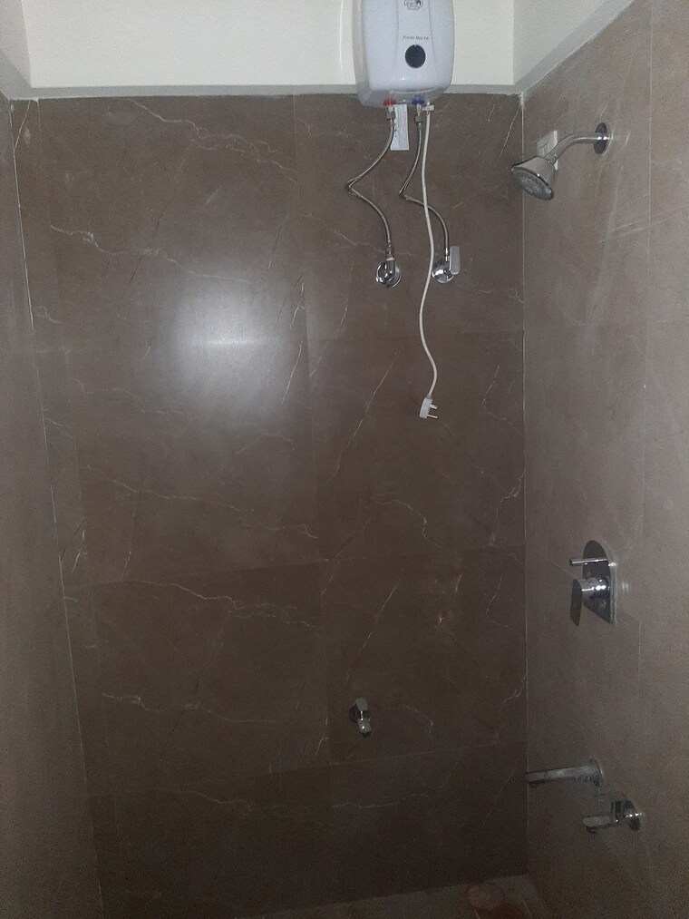 Bathroom, raunak-heights 1 Bedroom 405 Sq.Ft. Apartment In Ghodbunder Road Thane 9435172