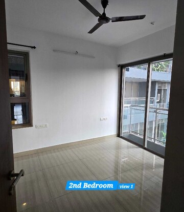 2.5 BHK Apartment For Rent in Wadhwa The Address Boulevard, Ghatkopar West