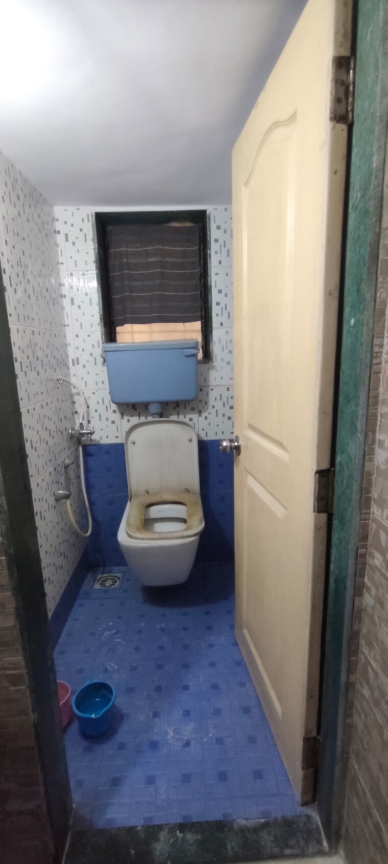 Bathroom, runwal-nagar-chs 1 Bedroom 570 Sq.Ft. Apartment In Runwal Nagar Thane 9435201