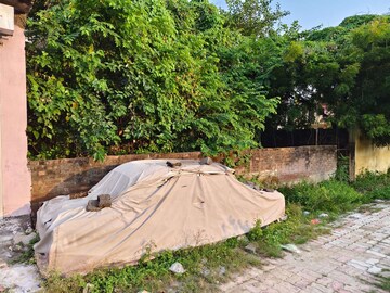  Plot – Exterior View View at Jankipuram Extension - for Sale