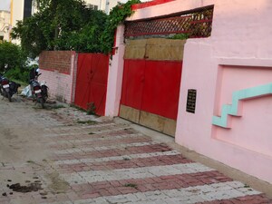  Plot – Exterior View View at Jankipuram Extension - for Sale