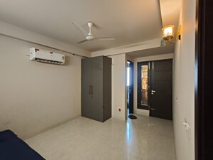 Room in 3 BHK Builder Floor at Mehrauli – for Sale