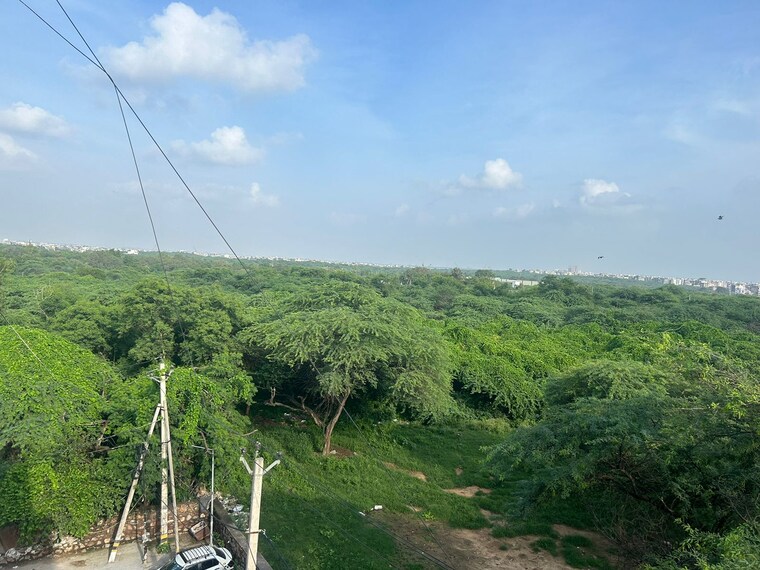 undefined, mehrauli 3 Bedroom 1300 Sq.Ft. Builder Floor In Mehrauli Delhi 9435215