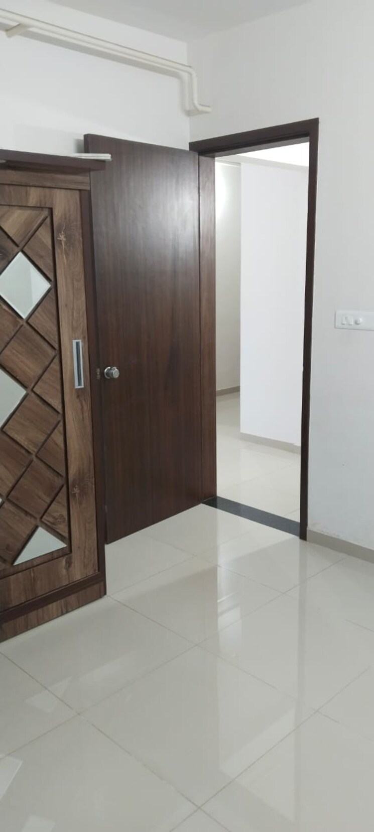 Room, yashwin-orrizonte 1 Bedroom 500 Sq.Ft. Apartment In Kharadi Pune 9435226