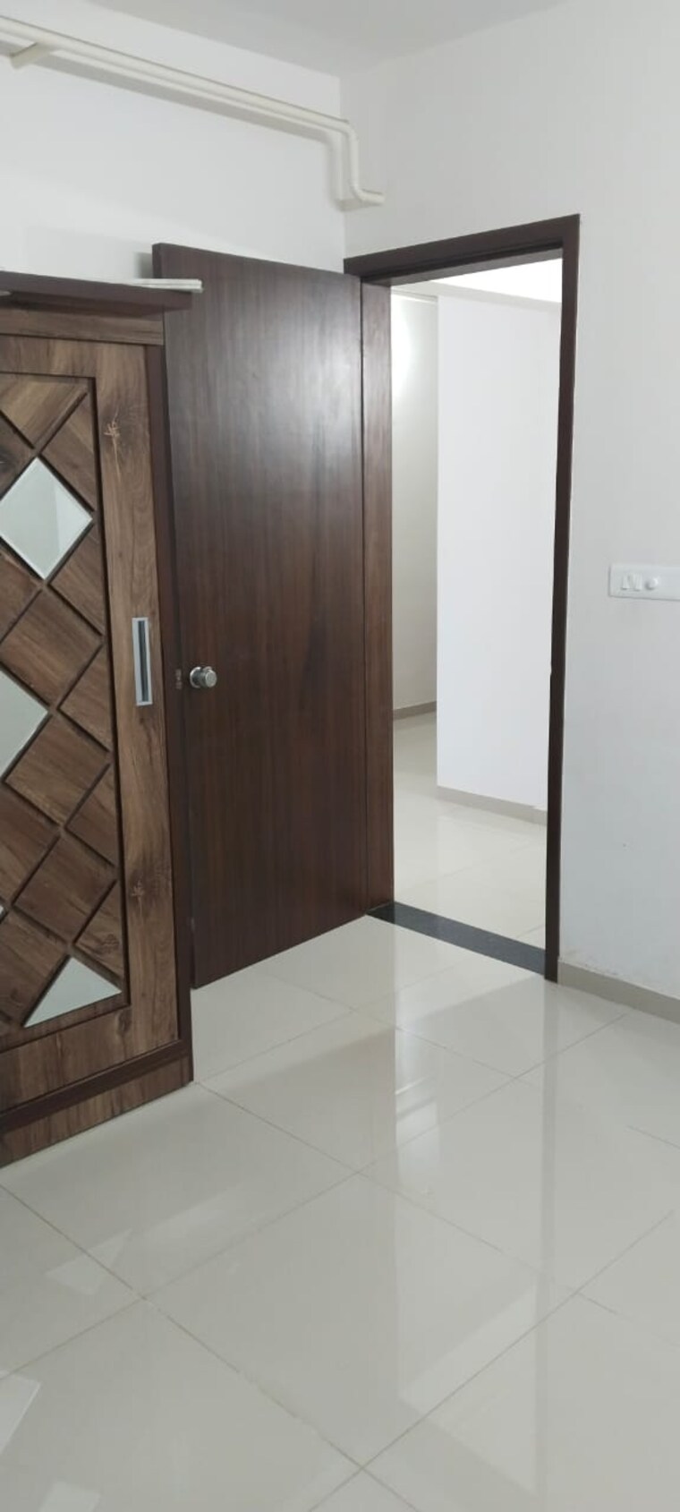 Room, yashwin-orrizonte 1 Bedroom 500 Sq.Ft. Apartment In Kharadi Pune 9435226