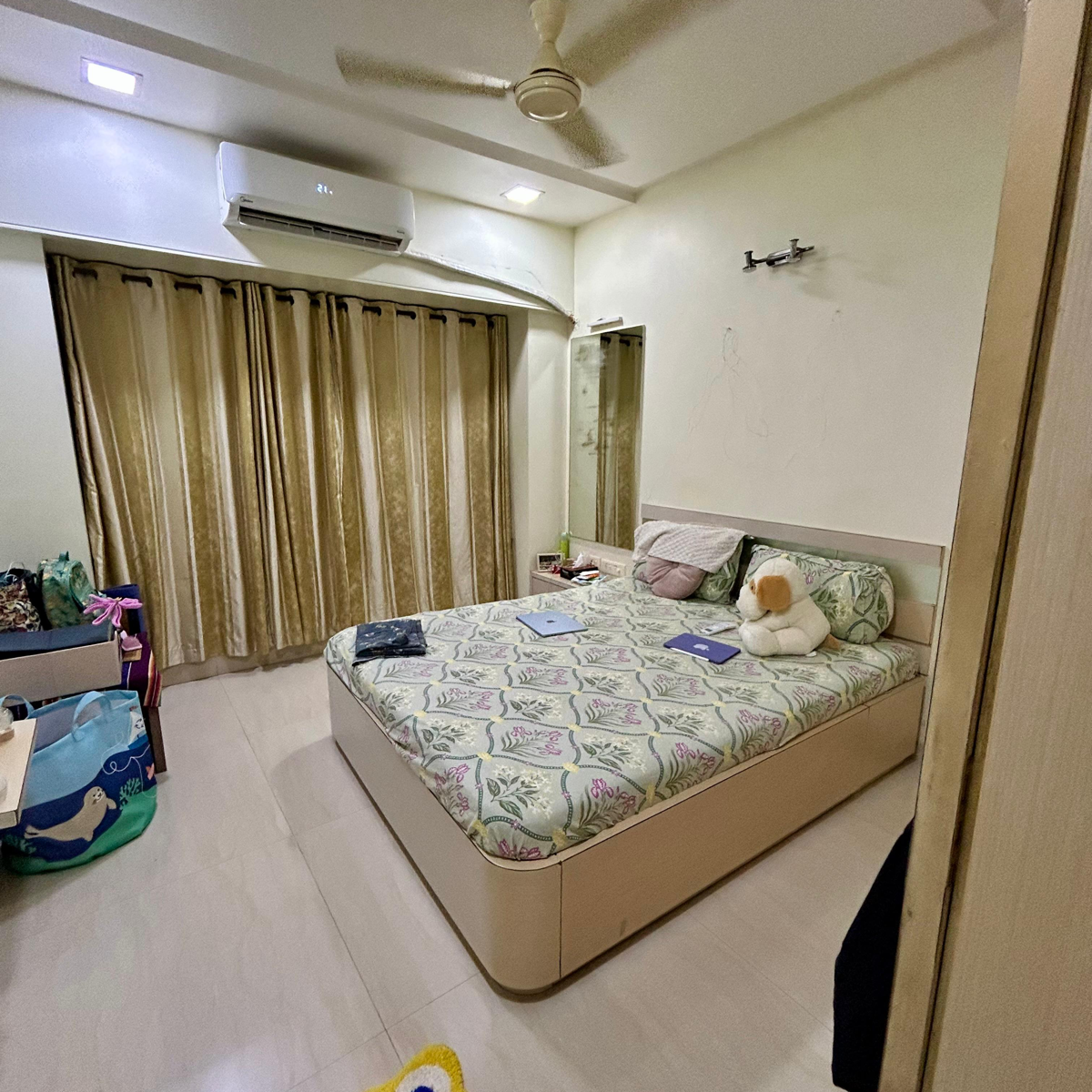 2 BHK + Pooja Room Apartment For Rent in Jyoti Tower Andheri West