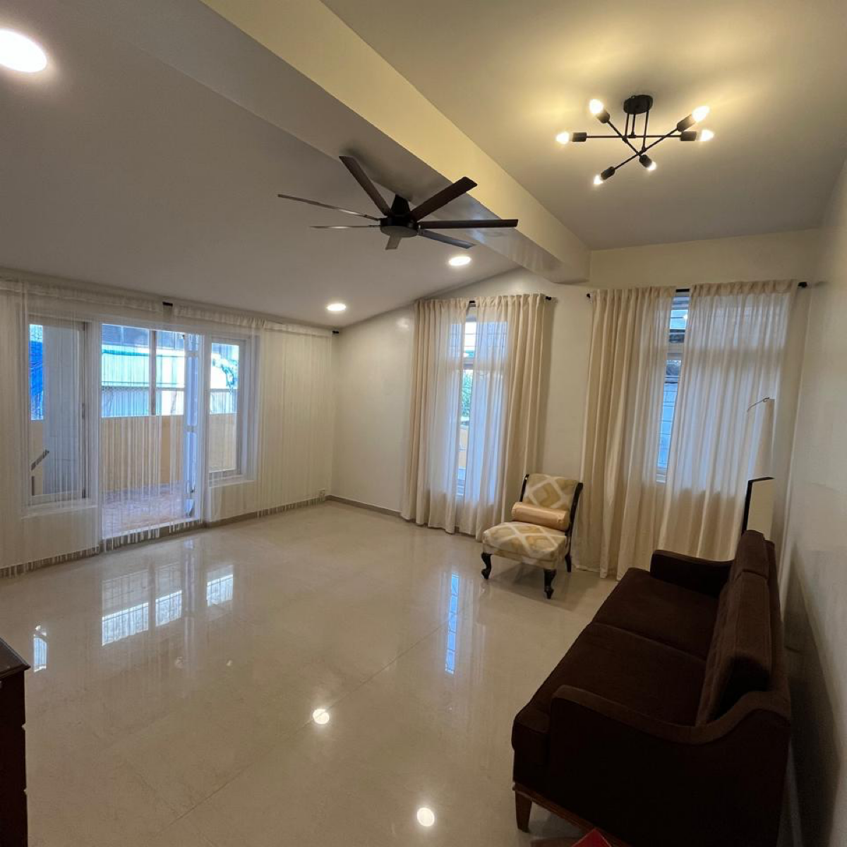 2 BHK + Pooja Room 1300 Sq.Ft. Apartment in Omkar CHS Dadar