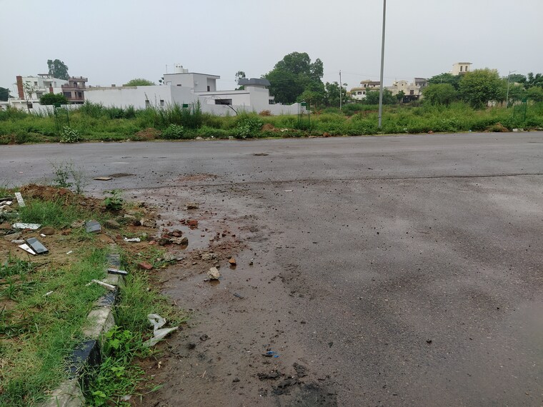 undefined, altus-prime  230 Sq.Yd. Plot In North Mullanpur Chandigarh 9435282