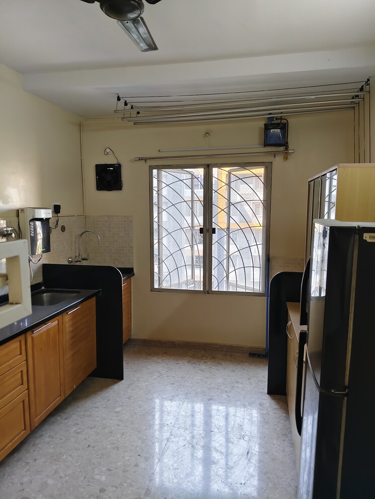 Kitchen, naiknavare-victoria-garden 3 Bedroom 1500 Sq.Ft. Apartment In Kalyani Nagar Pune 9435284