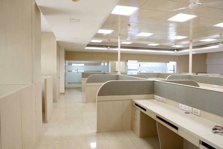 Team Area, dilkap-chambers Commercial Office Space 5500 Sq.Ft. In Andheri West Mumbai 9435288
