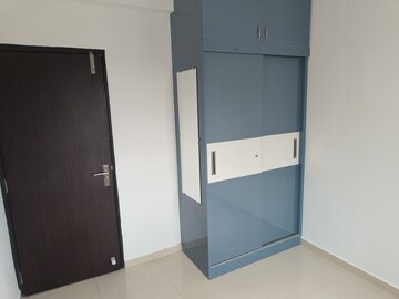 Room in 3 BHK Apartment at Shriram 107 South East, Attibele – for Rent