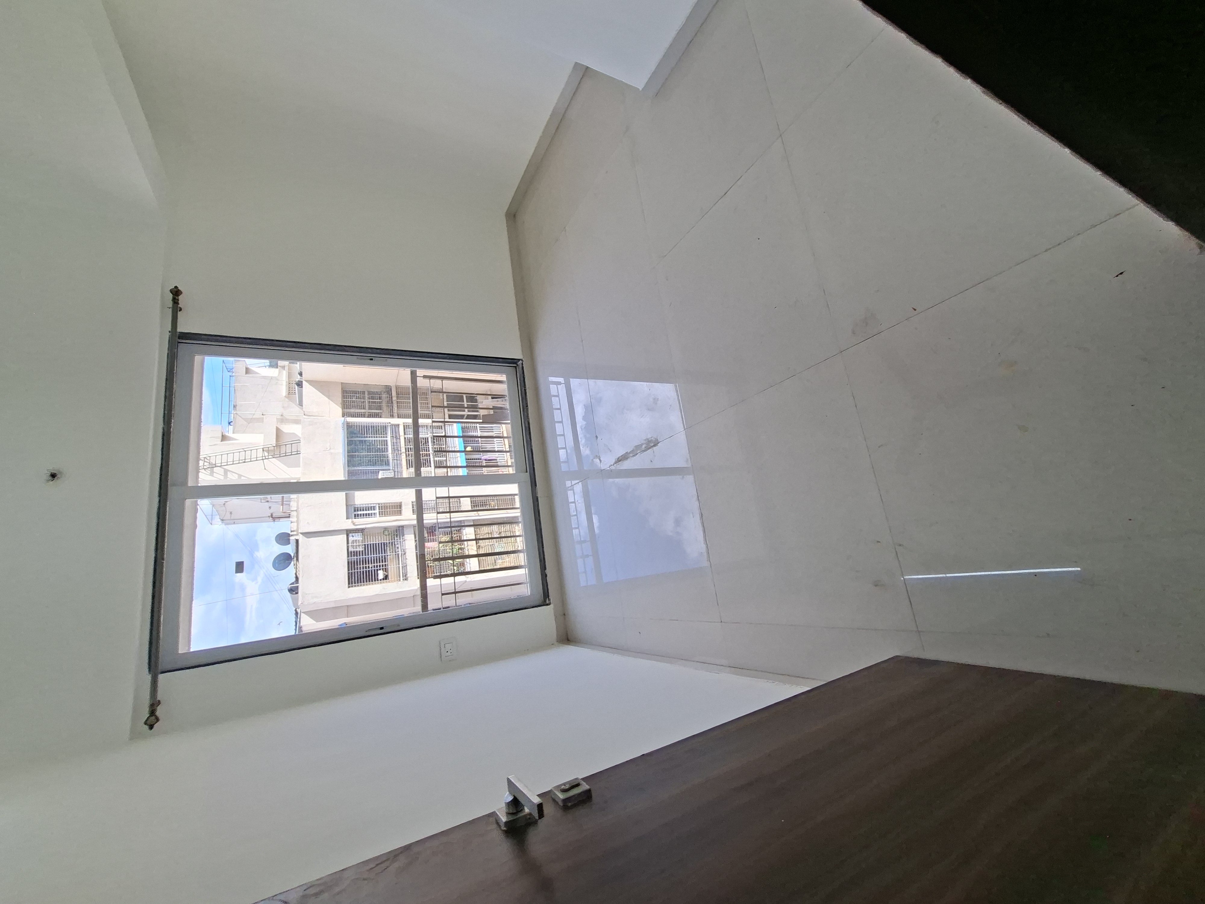 1 BHK + Extra Room Apartment For Rent in Cosmos 27 Gbr