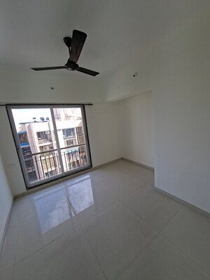 Furnished Amenities in 1 BHK Apartment at Cosmos 27 Gbr, Kasarvadavali – for Rent