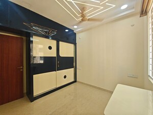 Room in 3 BHK Apartment at Aurobindo The Regent, Kondapur – for Rent