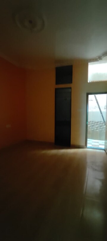 Room in 2 BHK Independent House at Bhatagaon – for Rent