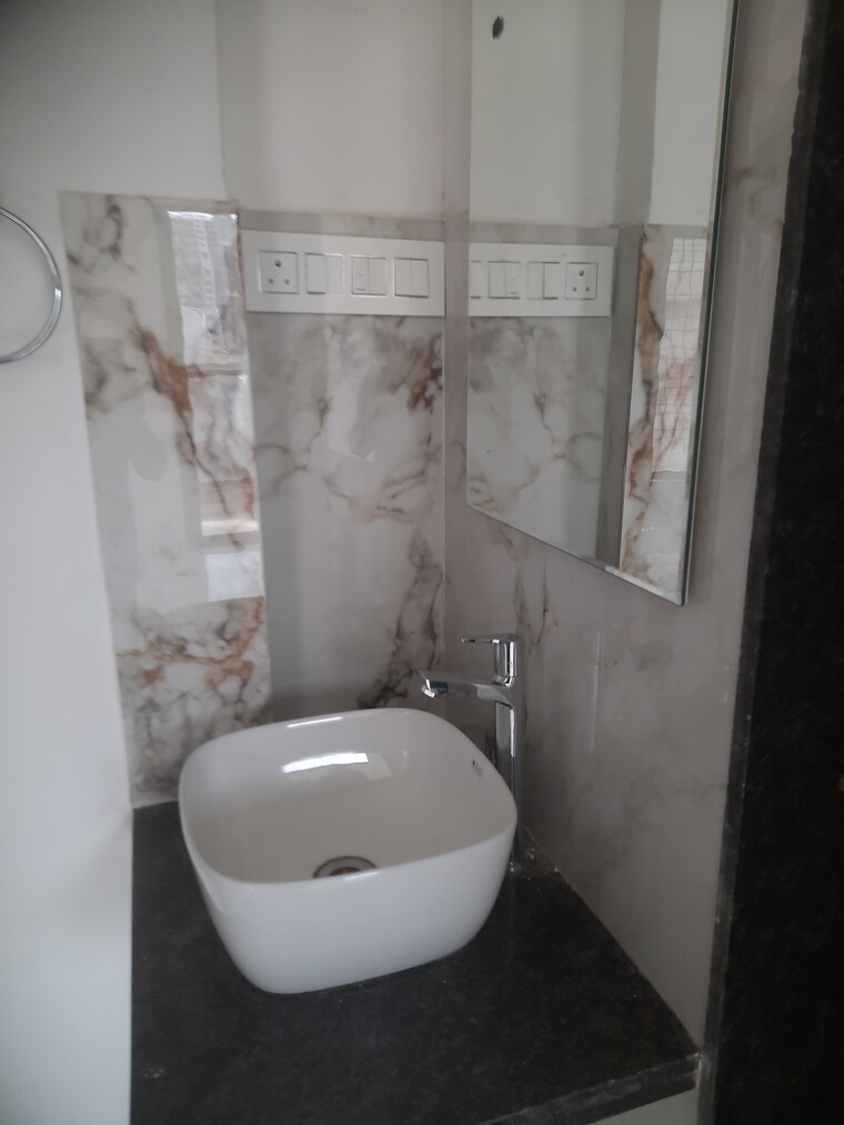 Bathroom, amol-tulsi-54 2 Bedroom 631 Sq.Ft. Apartment In Mundhwa Pune 9435424