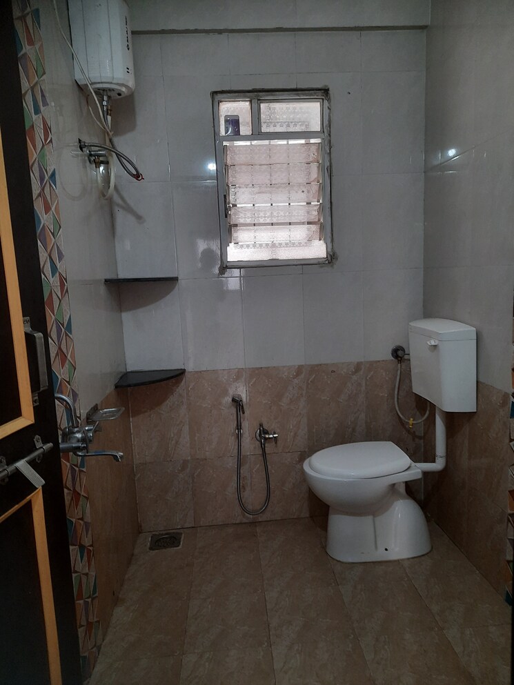 Bathroom, mundhwa 1 Bedroom 550 Sq.Ft. Builder Floor In Mundhwa Pune 9435430