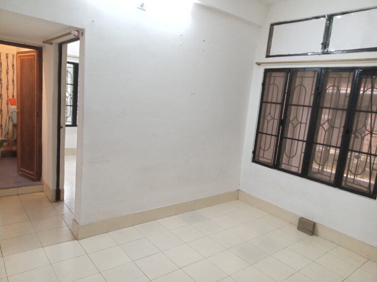 Room, beltola tiniali bus stop 2 Bedroom 900 Sq.Ft. Villa In Beltola Tiniali Bus Stop Guwahati 9435434