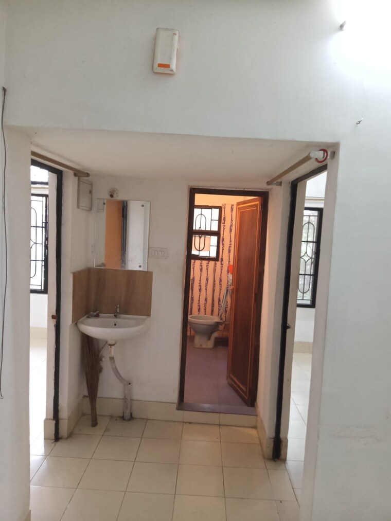 undefined, beltola tiniali bus stop 2 Bedroom 900 Sq.Ft. Villa In Beltola Tiniali Bus Stop Guwahati 9435434