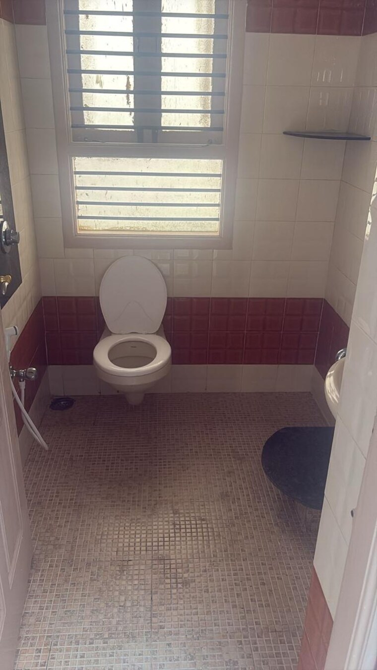 Bathroom, kathriguppe 3 Bedroom 2100 Sq.Ft. Apartment In Kathriguppe Bangalore 9435443