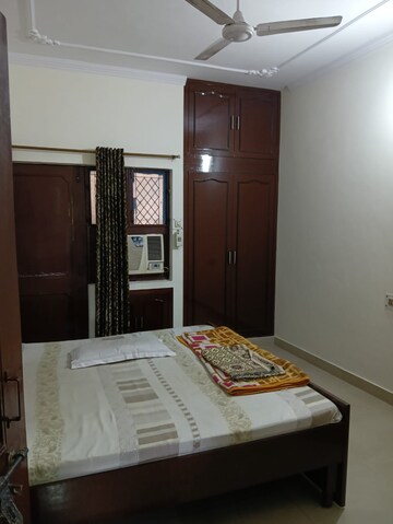 Bedroom in 2 BHK Builder Floor at The Nest Noida, Sector 31 – for Rent