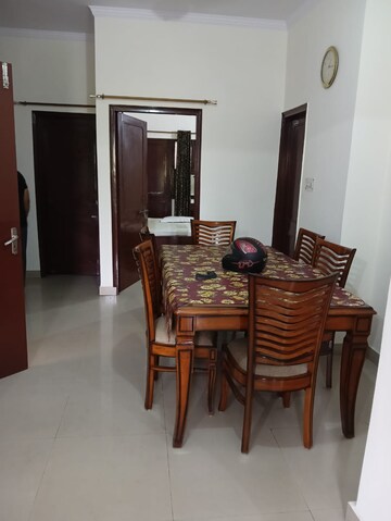 Living Room in 2 BHK Builder Floor at The Nest Noida, Sector 31 – for Rent