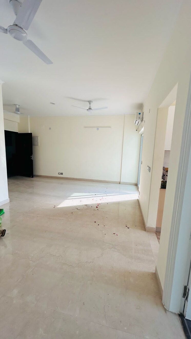 Room, shree-vardhman-victoria 2 Bedroom 1350 Sq.Ft. Apartment In Sector 70 Gurgaon 9435459