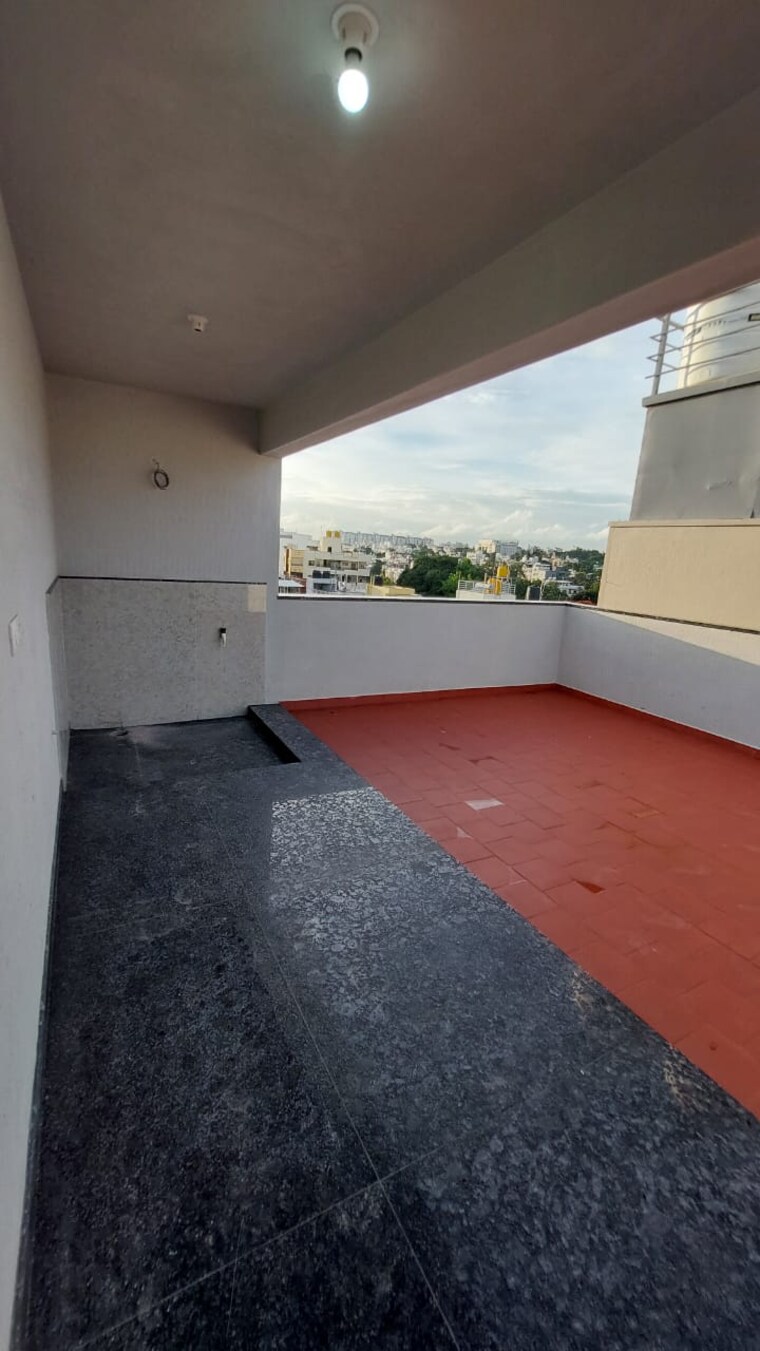 Kitchen, raja-gardenia 4 Bedroom 4000 Sq.Ft. Independent House In Thubarahalli Bangalore 9435542