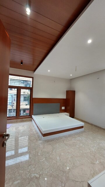 Room in 4 BHK Independent House at Raja Gardenia, Thubarahalli – for Sale