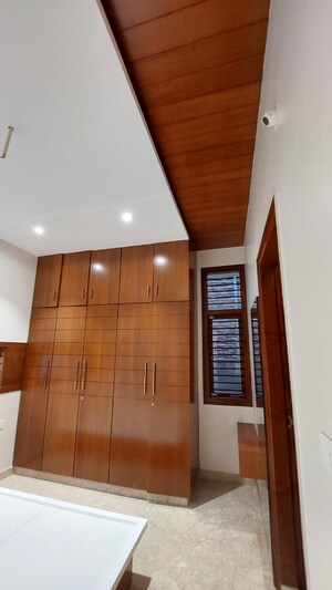 Furnished Amenities in 4 BHK Independent House at Raja Gardenia, Thubarahalli – for Sale