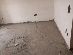 Room in 3.5 BHK Apartment at Jaypee Greens Knight Court, Sector 128 – for Sale