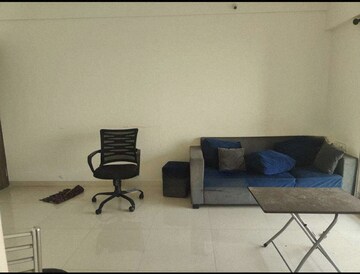 Furnished Amenities in 2 BHK Apartment at Metropolis Aquaris Phase 2, Kasarvadavali – for Rent