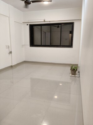 2 BHK Apartment For Rent in Rose Garden CHS Santacruz, Santacruz East