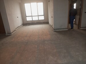 Room in 4 BHK Apartment at Jaypee Greens Knight Court, Sector 128 – for Sale