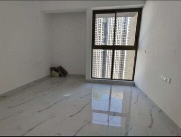 Room in 2 BHK Apartment at Raymond Ten X Habitat, Pokhran Road No Two – for Rent