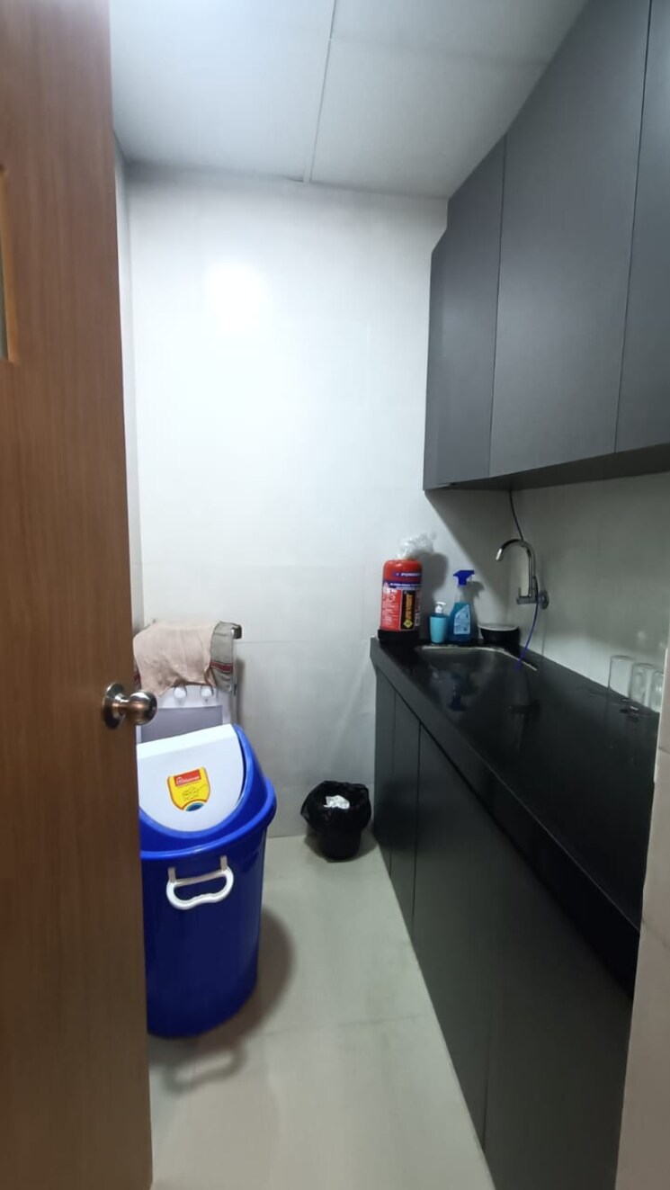Bathroom, akshar-business-park Commercial Office Space 1230 Sq.Ft. In Vashi Sector 19f Navi Mumbai 9435553