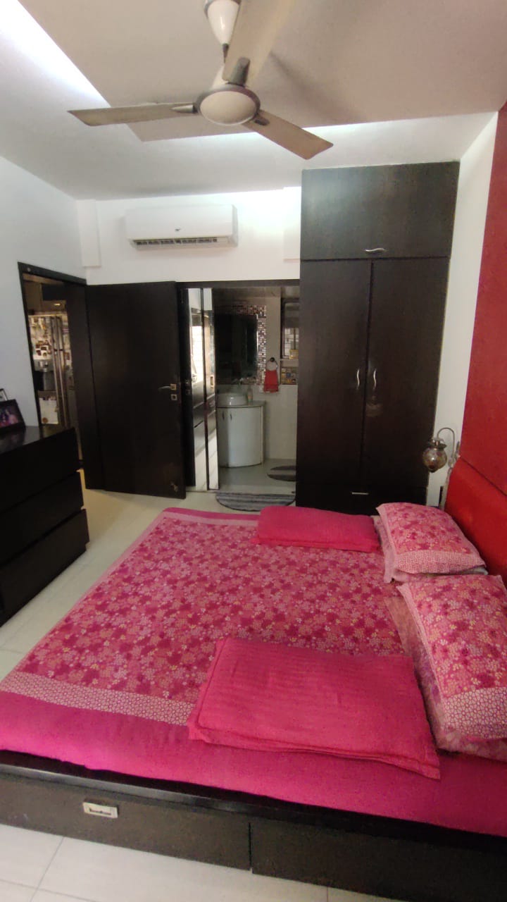 3 BHK 887 Sq.Ft. Apartment in New India Grace Luxuria