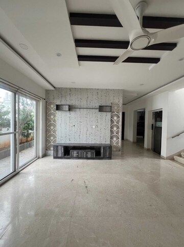 Parking in 4 BHK Villa at Greenmark Mayfair Apartments, Tellapur – for Rent