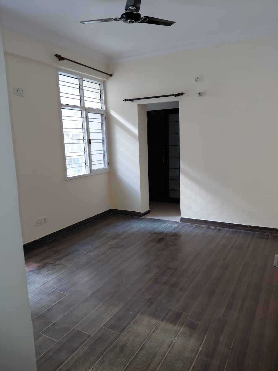 3.5 BHK Apartment For Rent in Aditya Mega City
