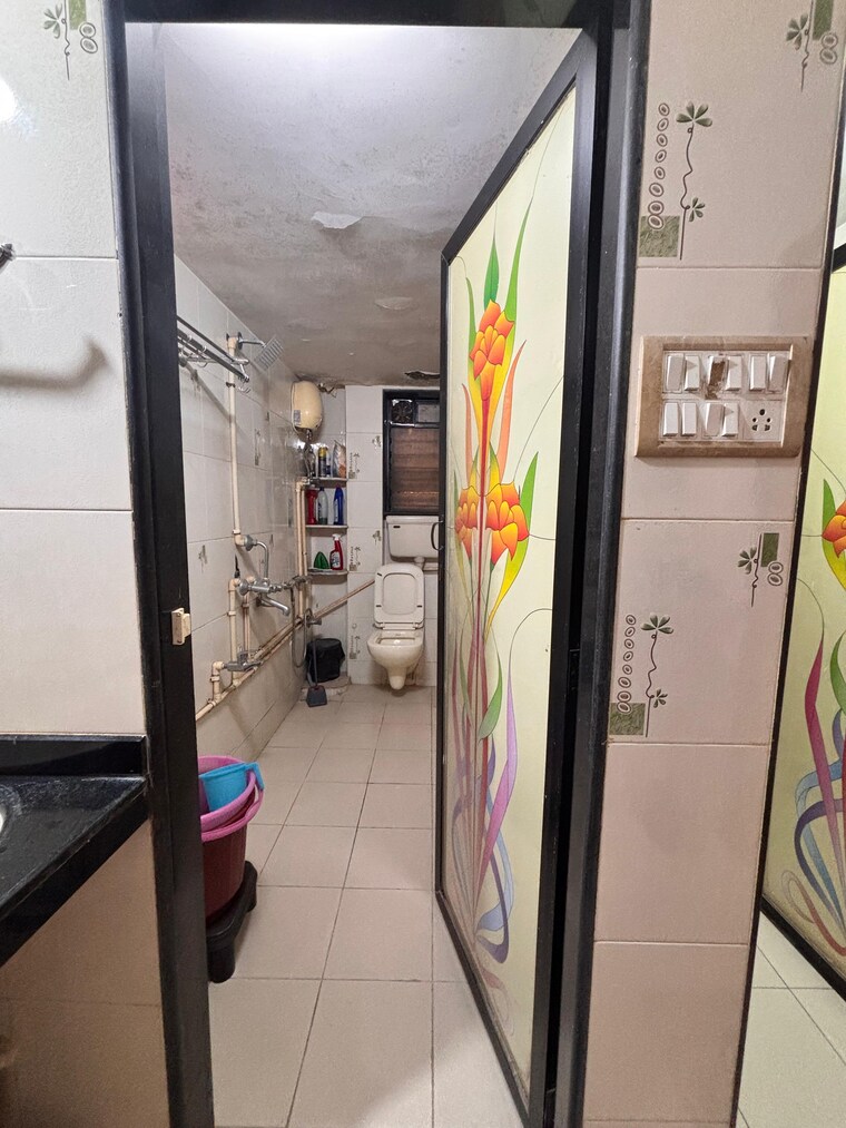 undefined, venus-chs-worli 2 Bedroom 800 Sq.Ft. Apartment In Worli Mumbai 9435599