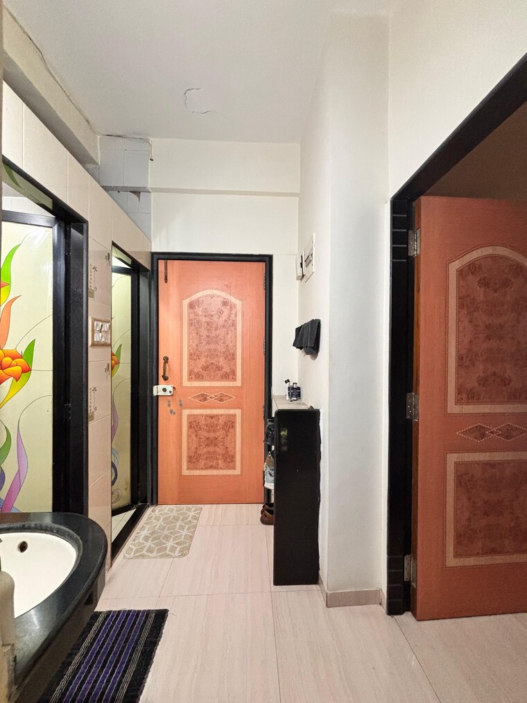 undefined, venus-chs-worli 2 Bedroom 800 Sq.Ft. Apartment In Worli Mumbai 9435599