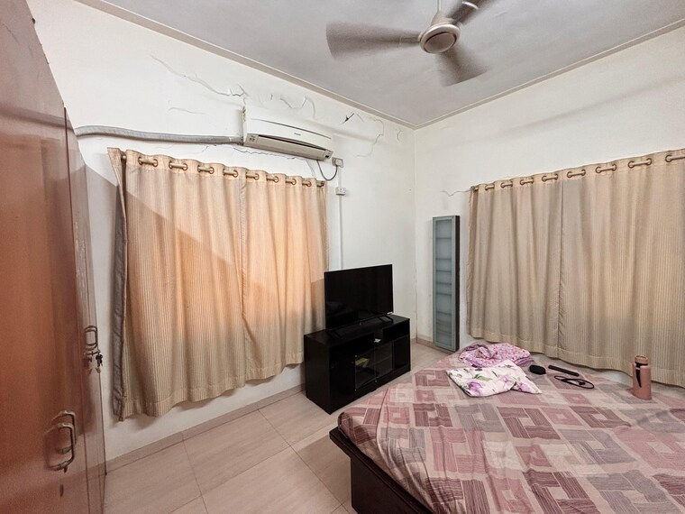 Bedroom, venus-chs-worli 2 Bedroom 800 Sq.Ft. Apartment In Worli Mumbai 9435599