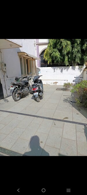 Parking in 2.5 BHK Villa at Sunbeach Dev Residency, Sabarmati – for Rent