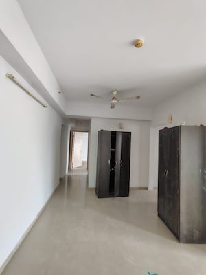 Building Lobby in 4 BHK Builder Floor at SS Linden, Sector 84 – for Rent