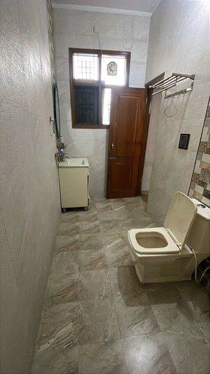 Bathroom in 5 BHK Independent House at Vip Road – for Sale