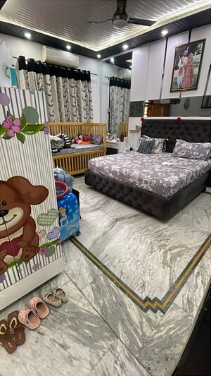 Bedroom in 5 BHK Independent House at Vip Road – for Sale