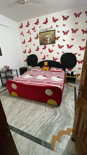 Bedroom in 5 BHK Independent House at Vip Road – for Sale