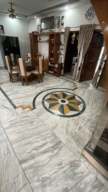 Team Area in 5 BHK Independent House at Vip Road – for Sale