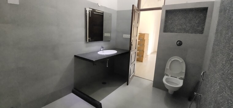 Master Bedroom, sector 26 6+ Bedroom 4500 Sq.Ft. Independent House In Sector 26 Panchkula 9435724